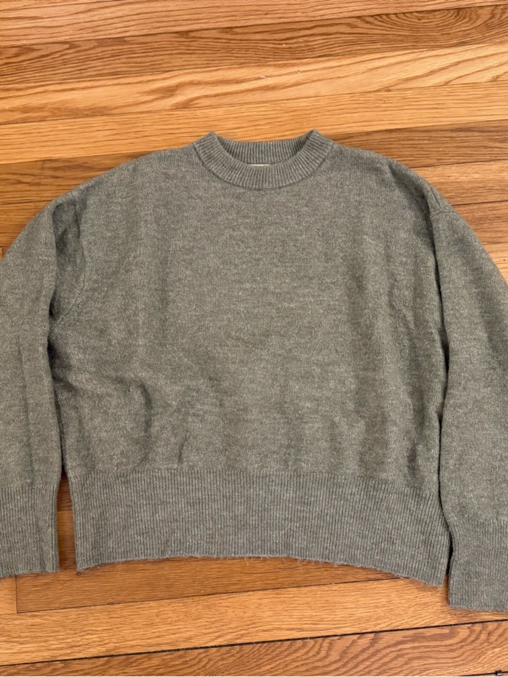 🌸 5 spring sweaters bundle size M\L - Picture 2 of 12